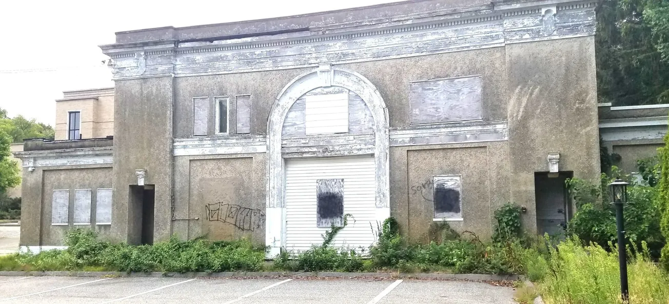 The Sanborn House carriage house at 21 High Street